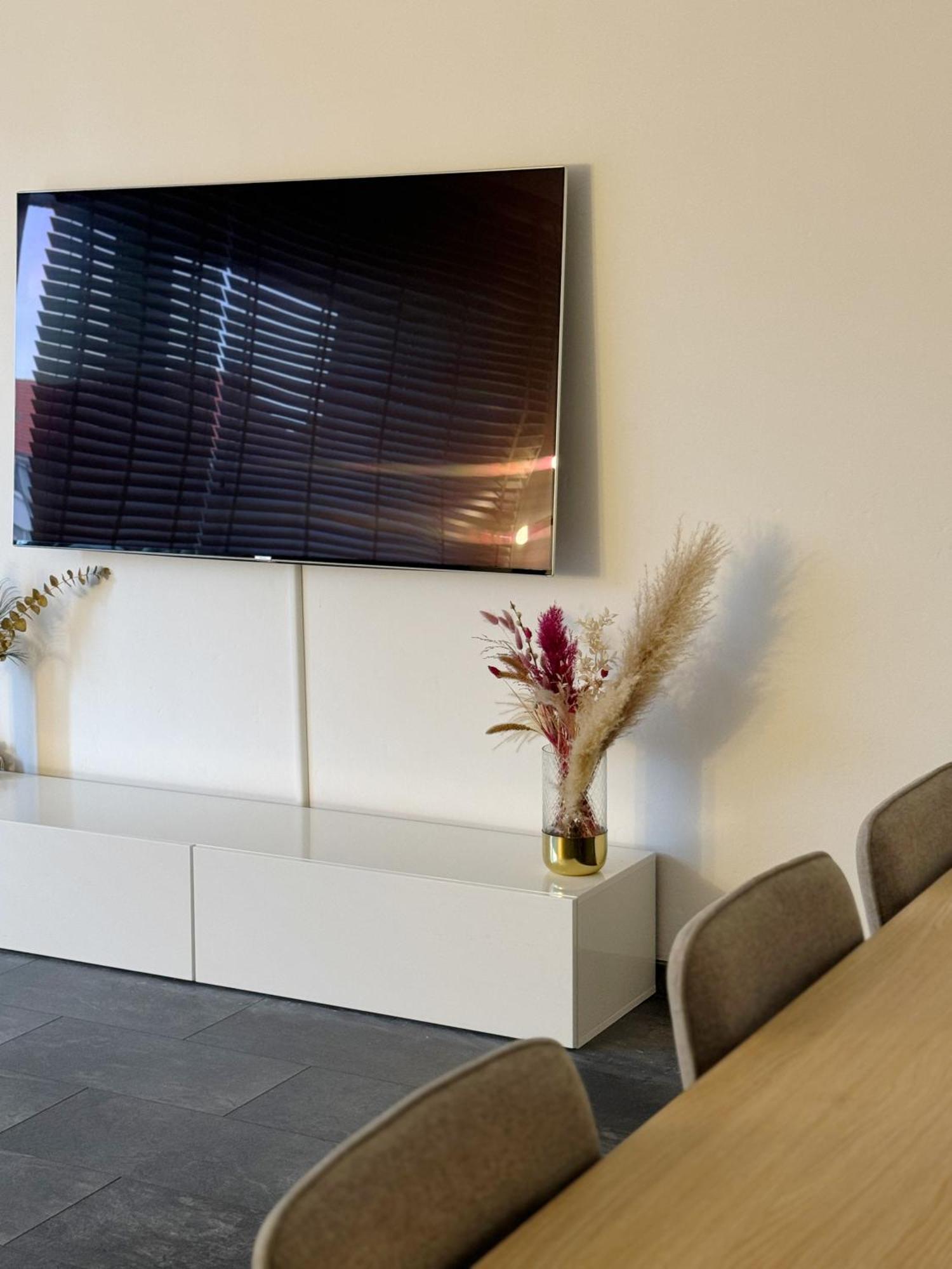 90M2 I Central I Netflix I Wifi I Free Parking I Lia Apartments Hannover Ngoại thất bức ảnh