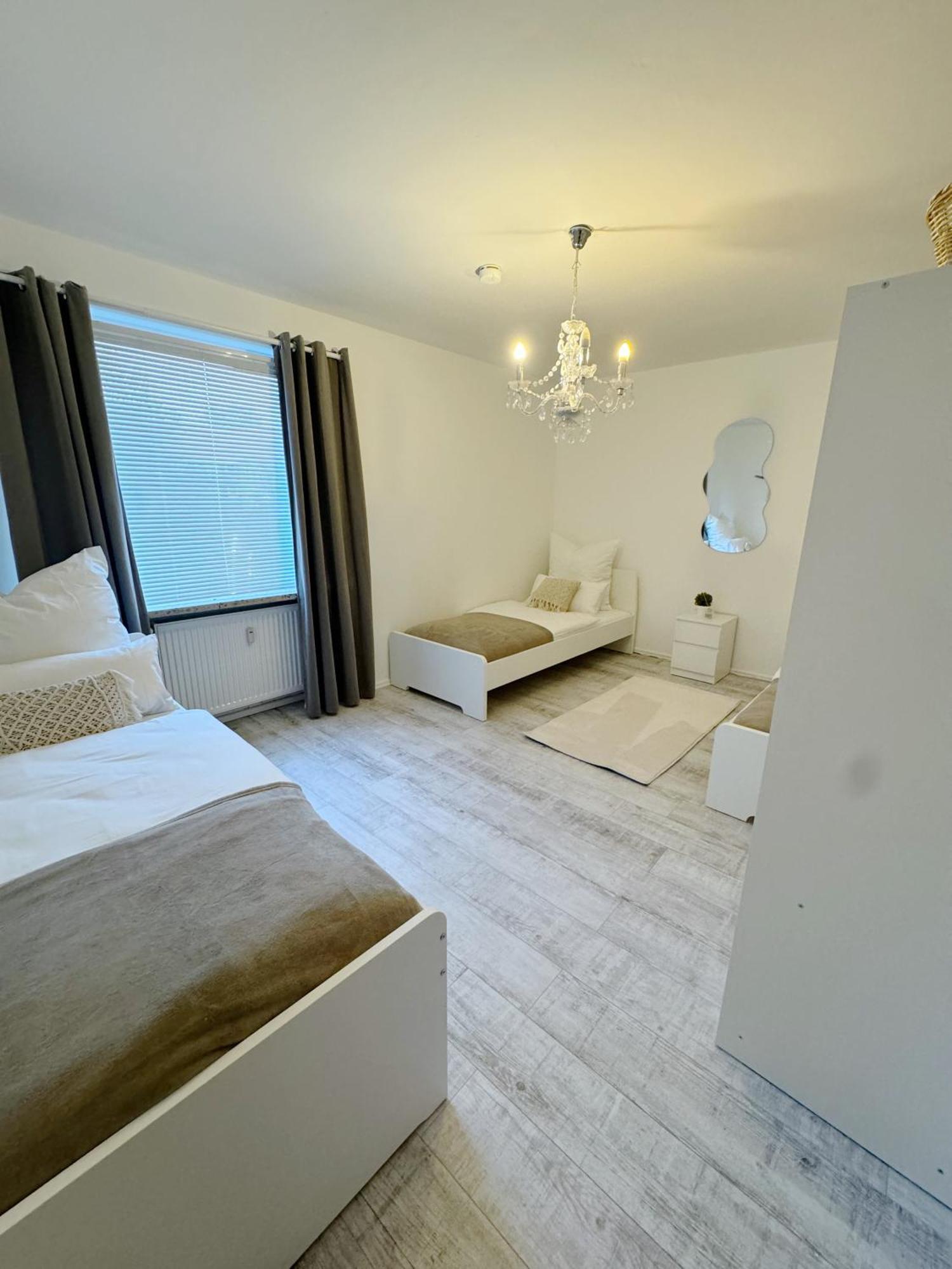 90M2 I Central I Netflix I Wifi I Free Parking I Lia Apartments Hannover Ngoại thất bức ảnh